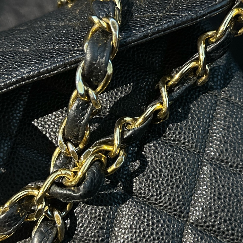SOLD - CHANEL💫 Vintage Black Caviar Quilted Single Flap Bag Jumbo - Picture 12 of 13